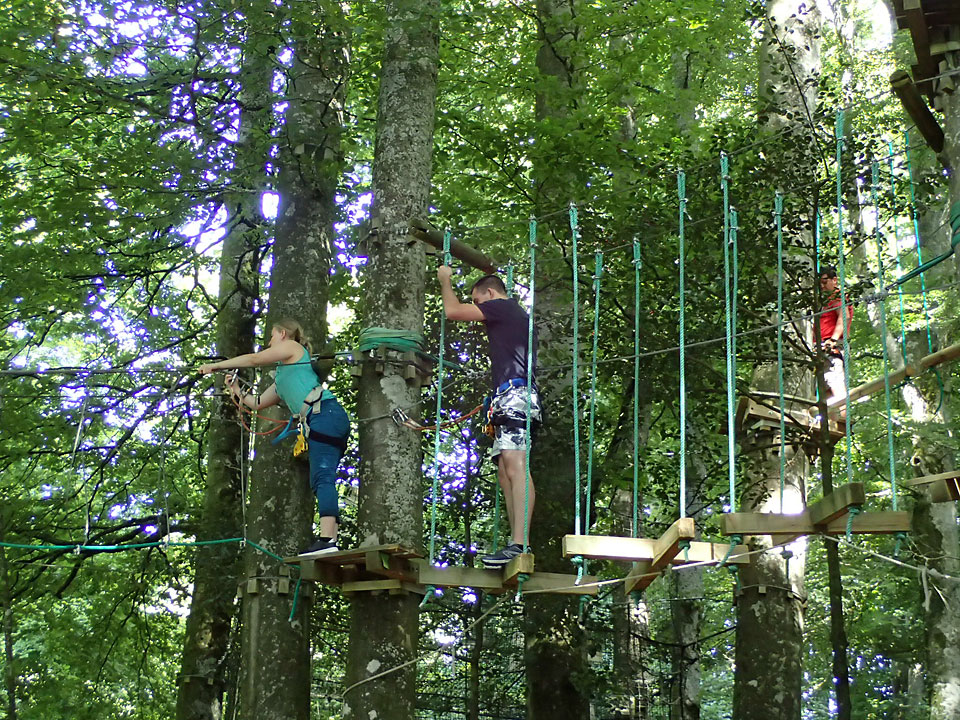 accrobranche-parc-loisirs-salles-curan-millau-rodez-aveyron