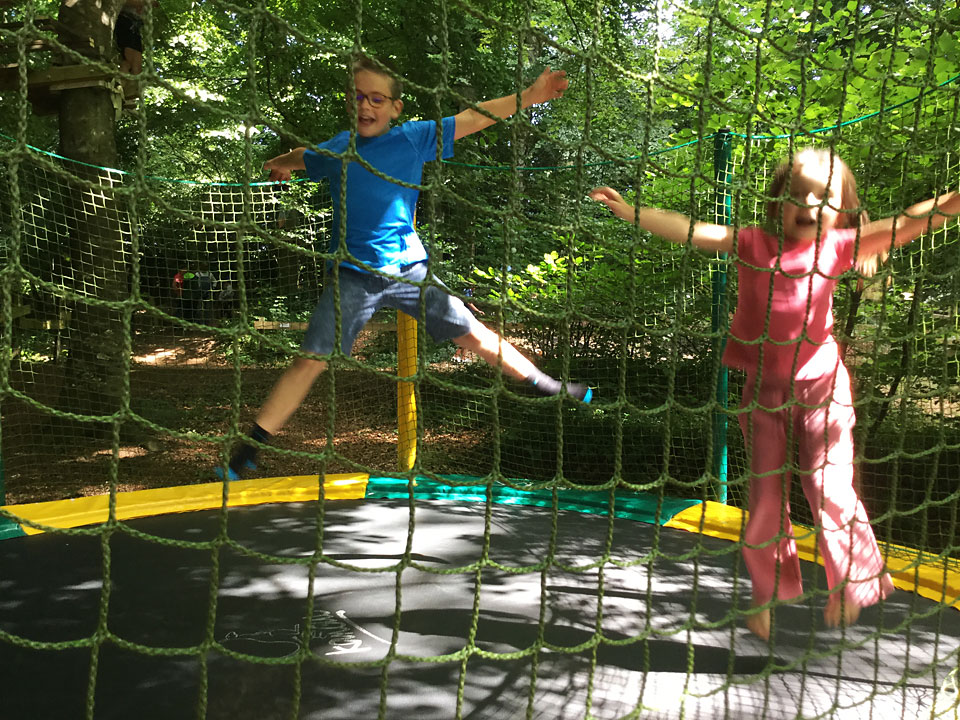 trampoline-parc-de-loisirs-millau-rodez-salles-curan-aveyron